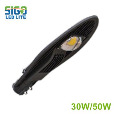 Đèn LED chiếu sáng đường phố LED meanwell đúc khuôn 30-150W
